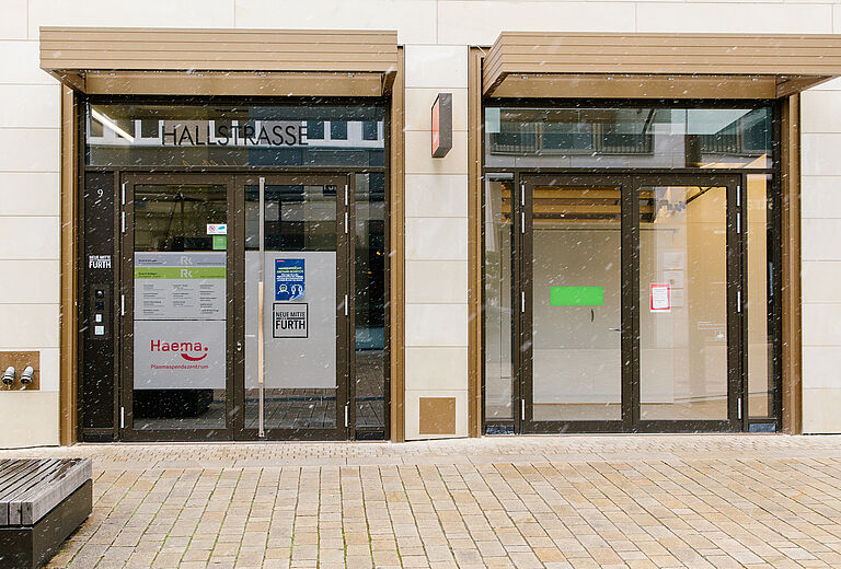 Blutspende- und Plasmaspende-Zentrum Fürth - Eingang