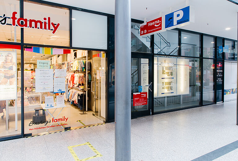 Blutspende- und Plasmaspende-Zentrum Frankfurt Oder - Eingang Tür